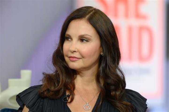 Ashley Judd's Love Life: Uncovering Secrets And Surprises