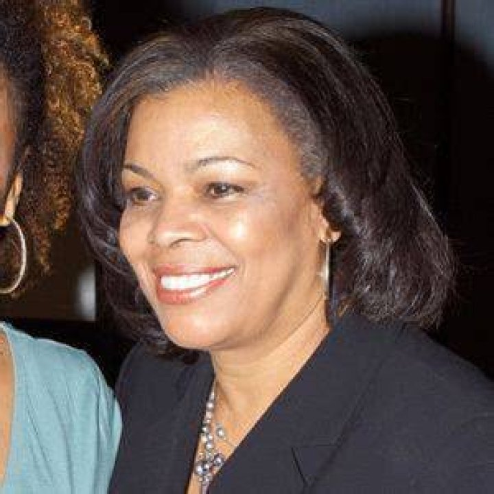Chip Fields (American Singer) Bio with [ Photos Videos ]
