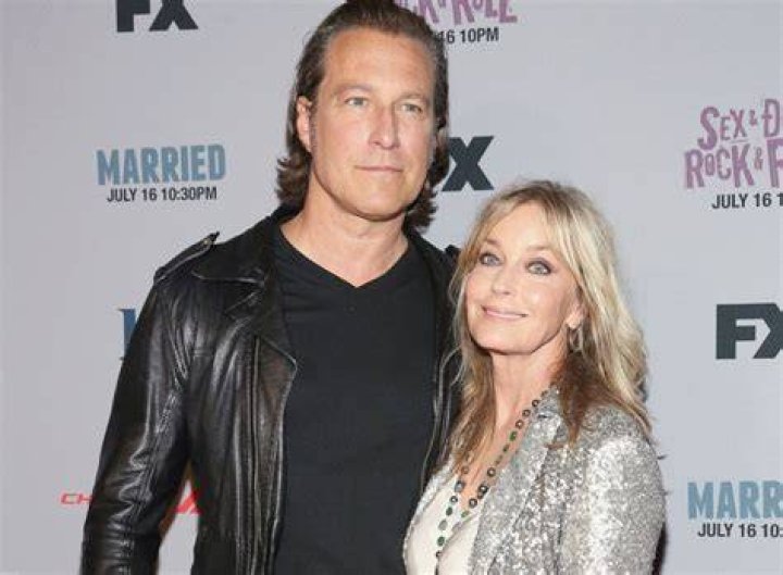 John Corbett weight, height and age. We know it all!