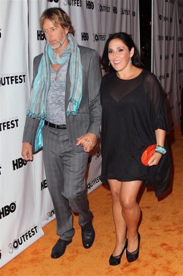 Ricki Lake’s exhusband dies after battle with mental illness Page Six