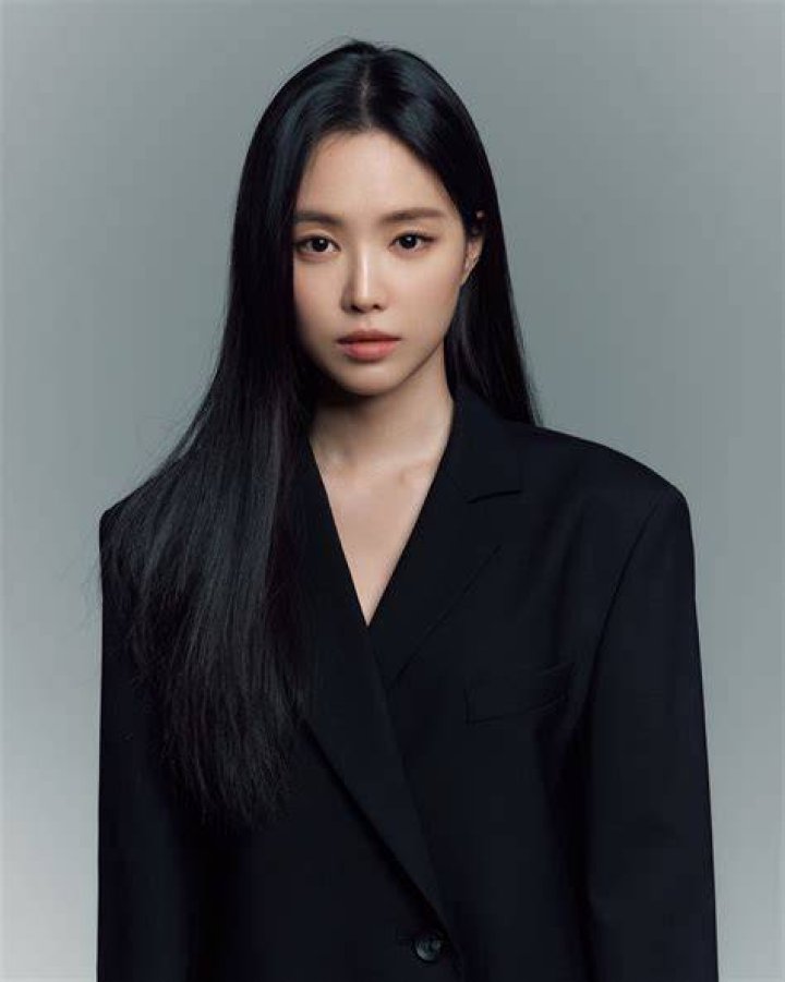 Son Na Eun (손나은) MyDramaList
