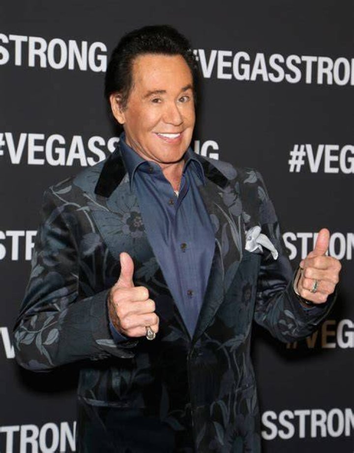 Wayne Newton Reveals Best Lesson He Learned From Frank Sinatra